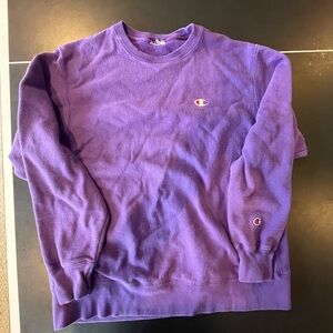 Champion Reverse Weave Seeatshirt. Purple.